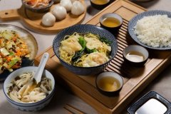 <b>招牌汤底调配</b>